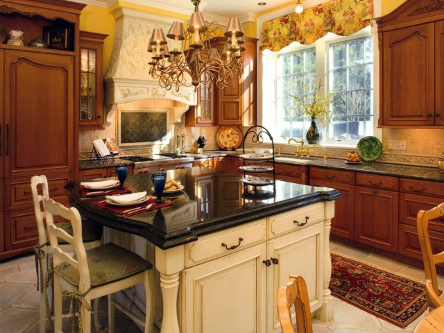 Traditional Kitchen